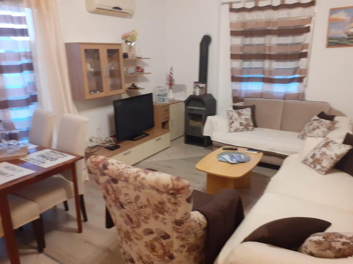 Apartments With A Parking Space Vodice - 13973 外观 照片