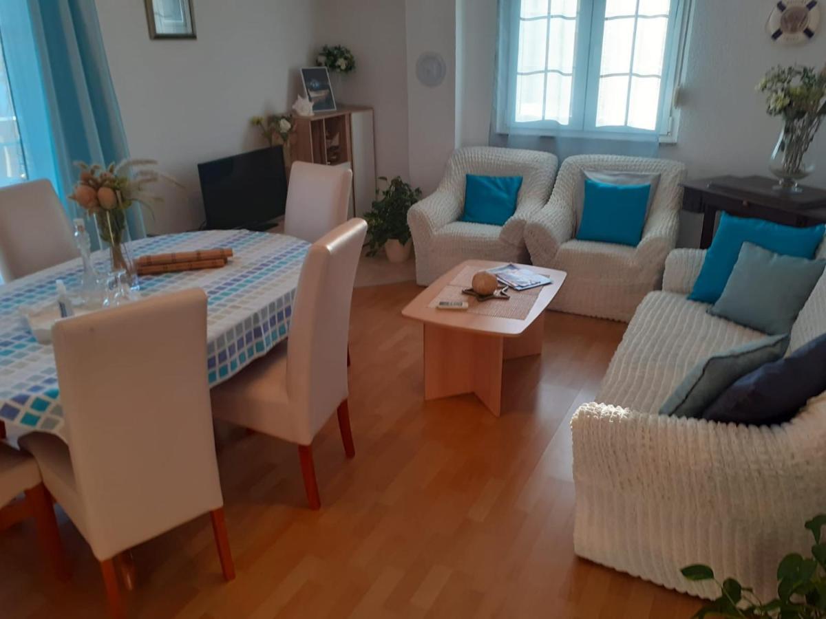 Apartments With A Parking Space Vodice - 13973 外观 照片