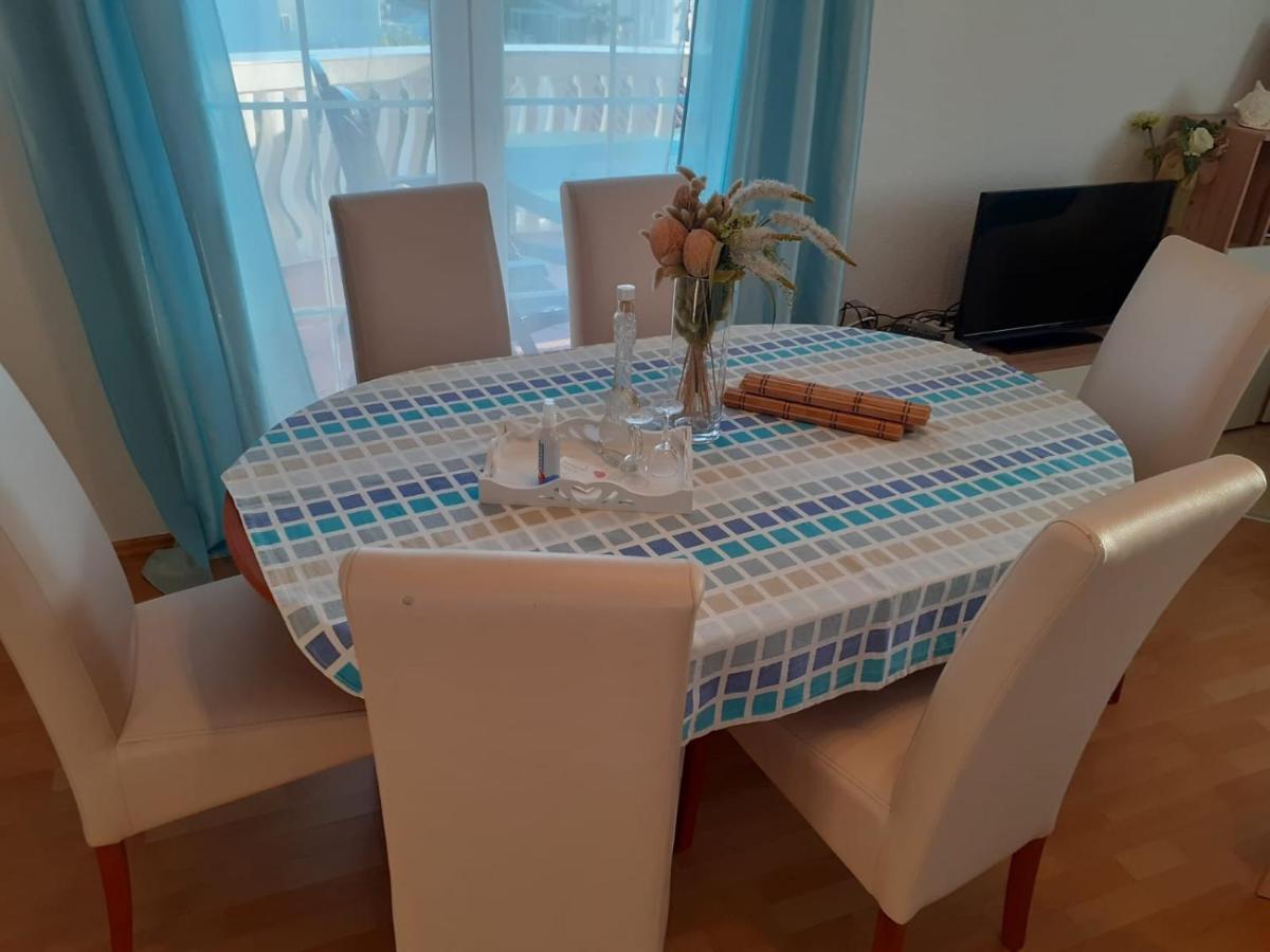 Apartments With A Parking Space Vodice - 13973 外观 照片